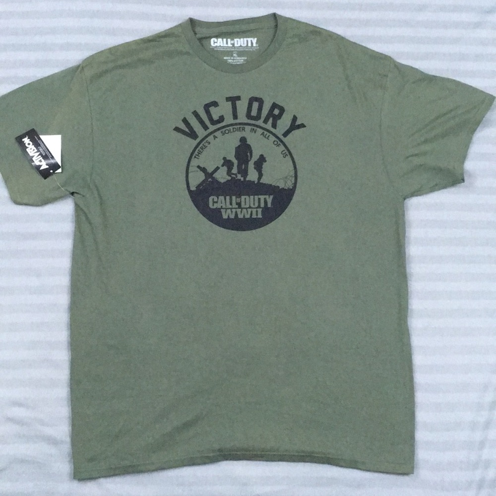 Call of Duty Victory tee XL